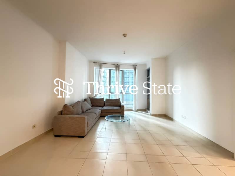 Upgraded | Vacant | Large Layout - Image 12