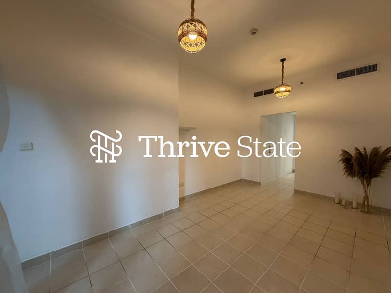 Upgraded | Vacant | Large Layout - Image 17