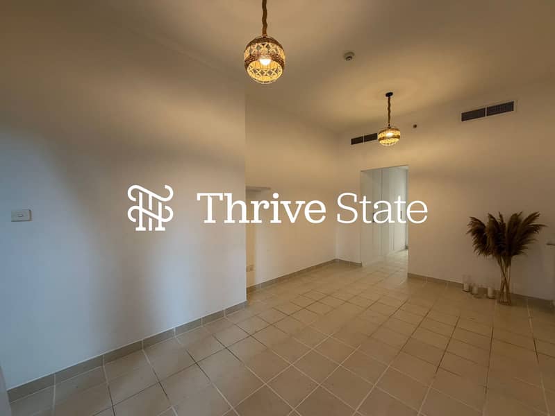 Upgraded | Vacant | Large Layout - Image 18