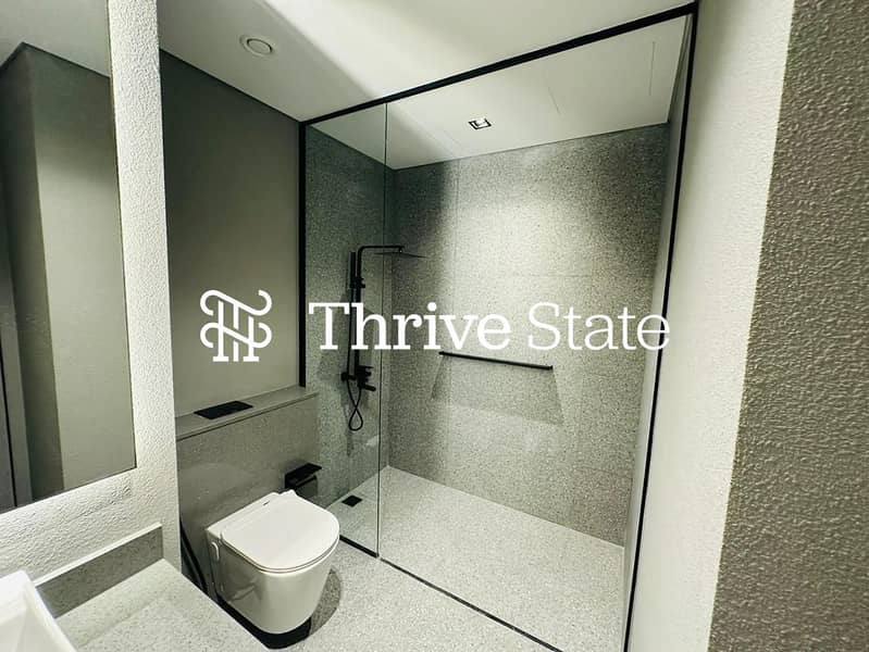 No Construction View| High Floor| Custom Furnished - Image 10