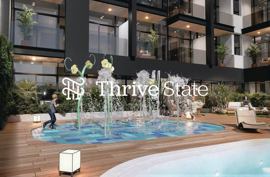 * COMPACT LUXURY | Cost-Efficient Ownership - Image 17