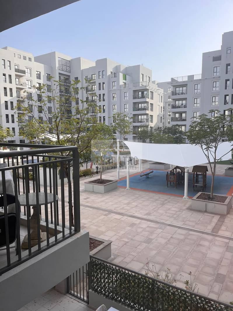 Modern 2-Bedroom Apartment with Park & Pool Views | SAFI 2A, Town Square - Image 8