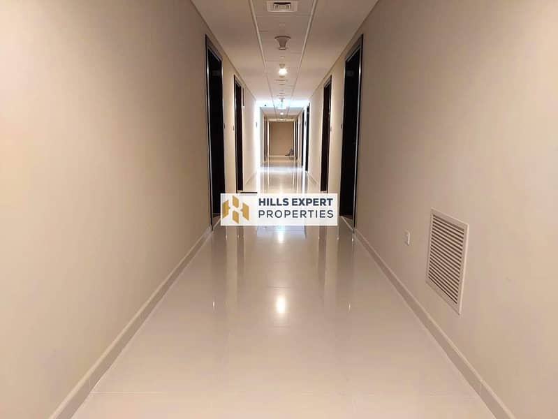 UNFURNISHED STUDIO | VACANT | AMAZING DEAL