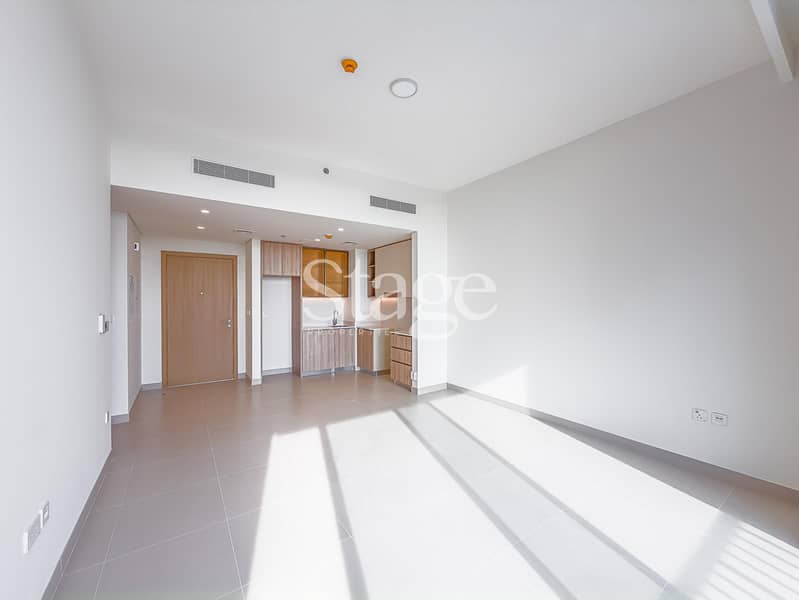 Overlooking Pool | Brand New | Unique Layout - Image 6