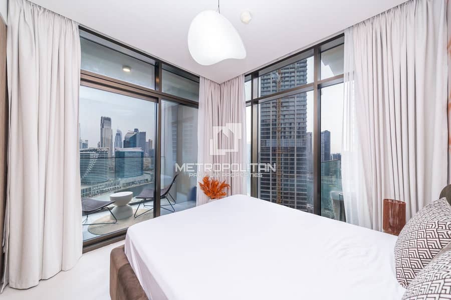 Peninsula One | Corner Unit | Burj Khalifa View