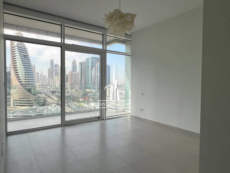 Spacious 1BHK | NEAR METRO | Amazing View