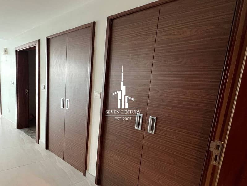 Spacious 1BHK | NEAR METRO | Amazing View