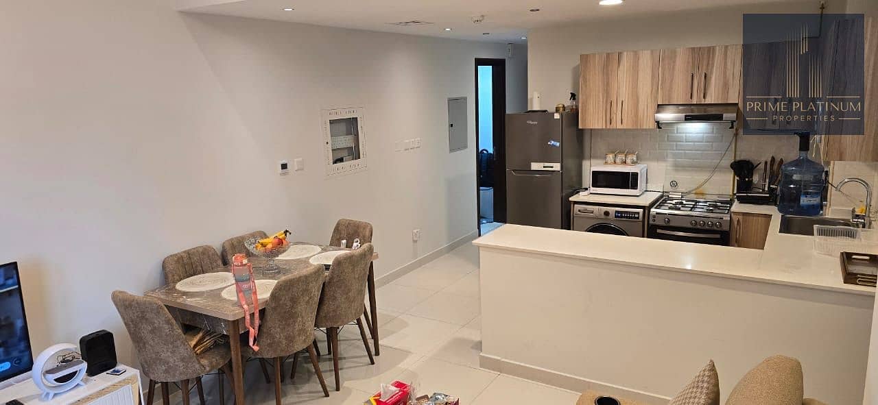 Spacious 1 Bedroom | Fully Furnished | Great Location - Image 11