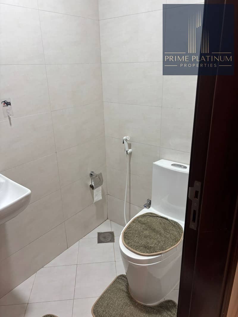 Spacious 1 Bedroom | Fully Furnished | Great Location - Image 18