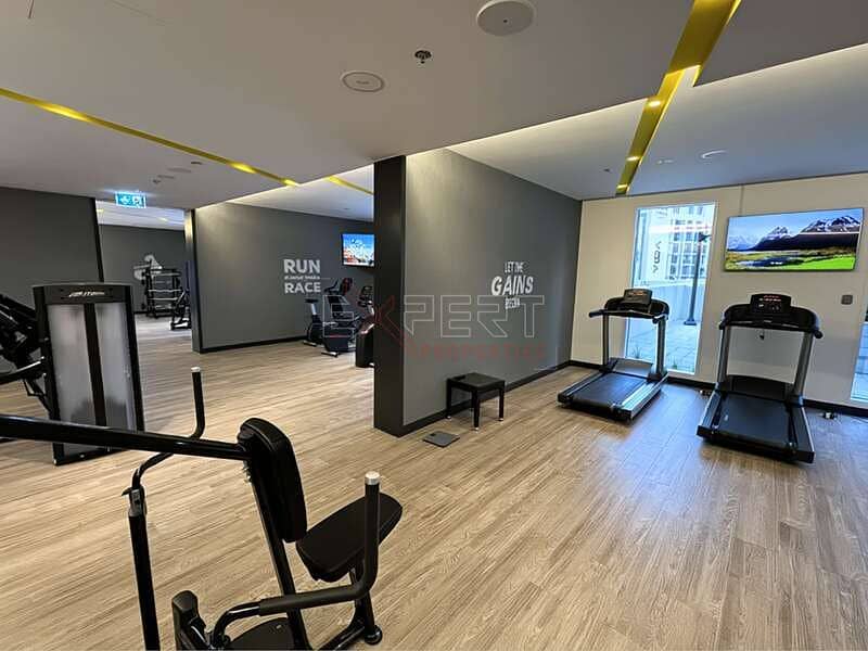 Exclusive 1BHk | Partial Sea & Park Views | Fully Furnished - Image 9