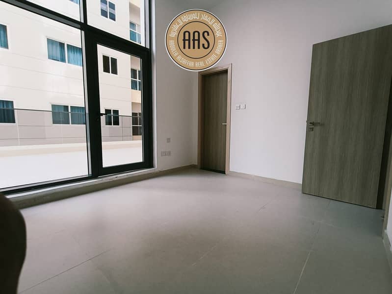 Front of metro brand new luxurious huge 3bhk with big terrace + maid's room - Image 21