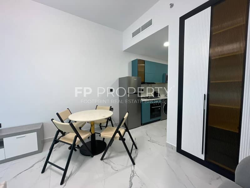 Brand New Studio |Luxury Style |Great Investment - Image 7
