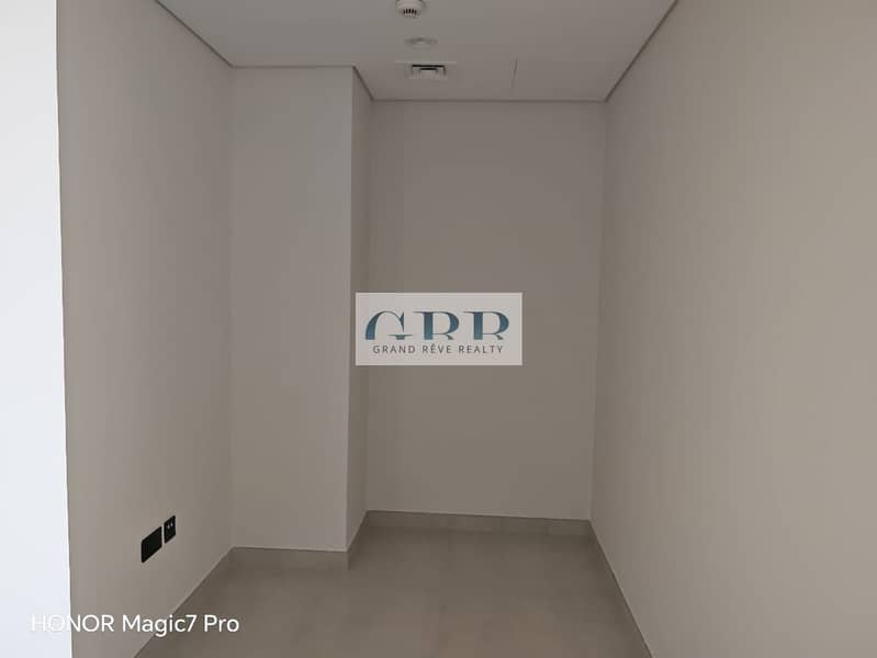 Golf Course View | High Floor | Brand New | Study - Image 9