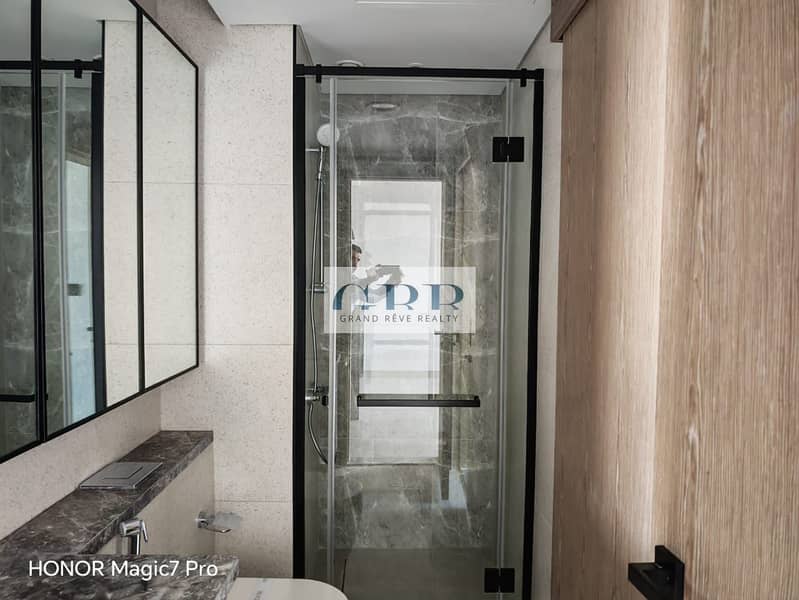 Golf Course View | High Floor | Brand New | Study - Image 10