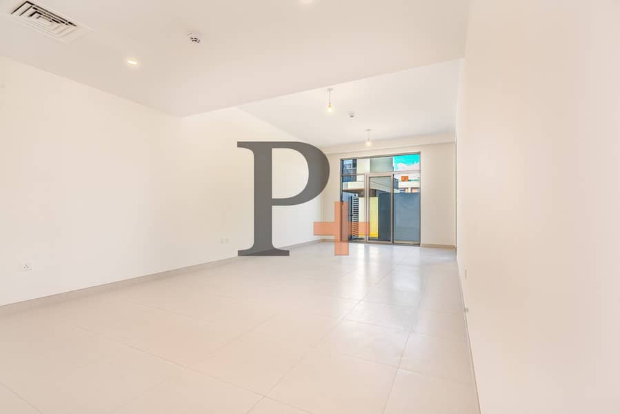 Single Row | Beachfront Living | Limited Vaccant