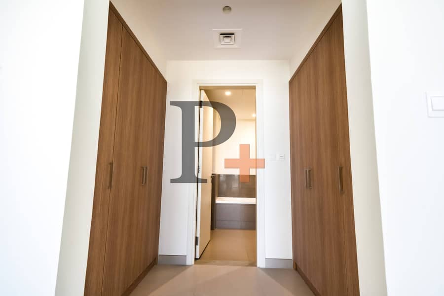 Single Row | Beachfront Living | Limited Vaccant - Image 9