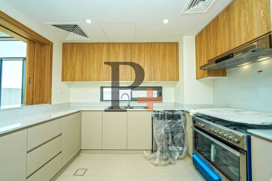 Pond View Living | FR – SR Family Gem | Mortgage