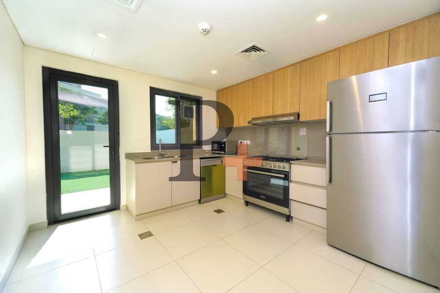 Park View Villa |Bright mornings| Lush Green Views - Image 7