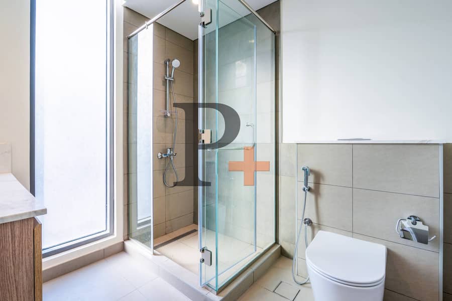 Bigger Single‑Row End SD | Landscaped | Move‑In - Image 16