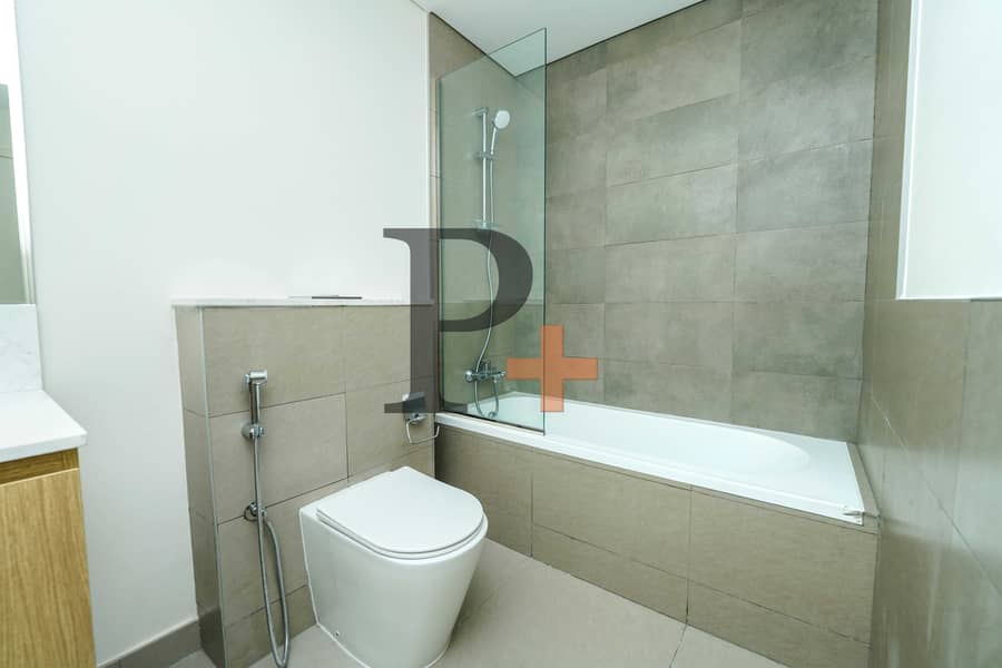 Close to Pond and Pocket Park | Beachfront Living - Image 9