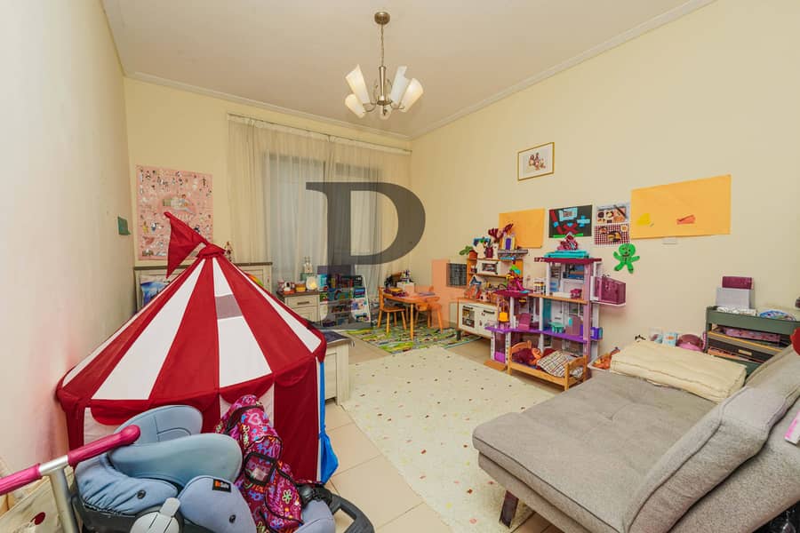 Burj Khalifa View | Large Layout | Fully Furnished - Image 6