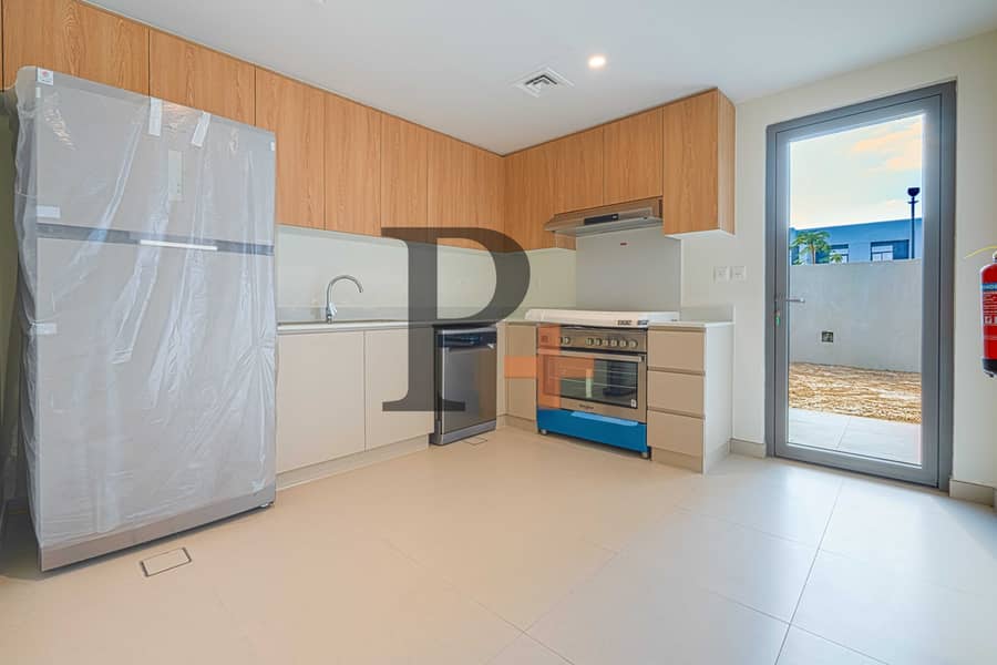 Easy Access | Close to Park Beach | Family Living - Image 6