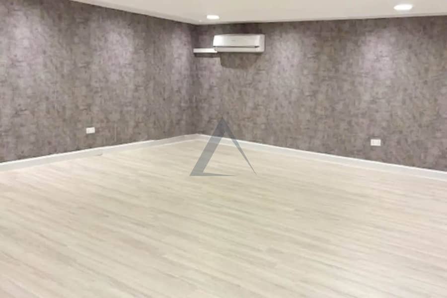 Renovated | 3 BHK +maid | Huge plot | Book now - Image 9