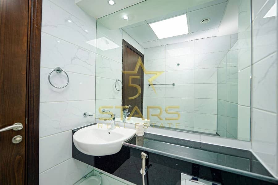 Fully Furnished | Ready to Move | Well Maintained - Image 11