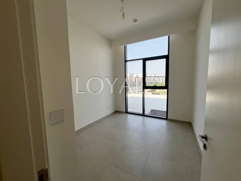 Amazing Location | Best Deal | Ready to move in - Image 7