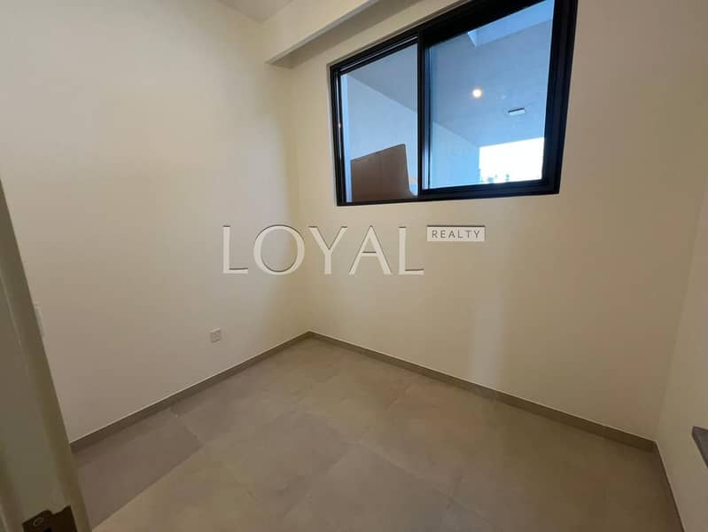 Amazing Location | Best Deal | Ready to move in - Image 16