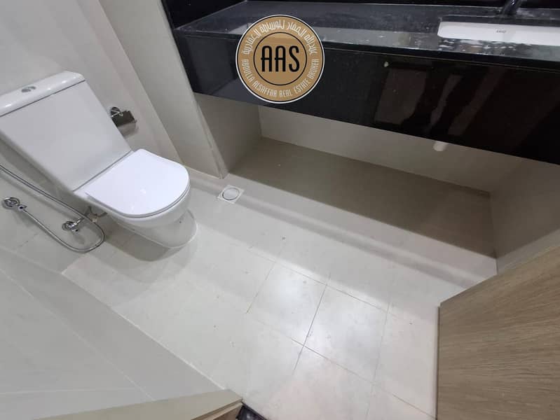 In prime location front of metro brand new lavish huge 3bhk with maid's room - Image 20