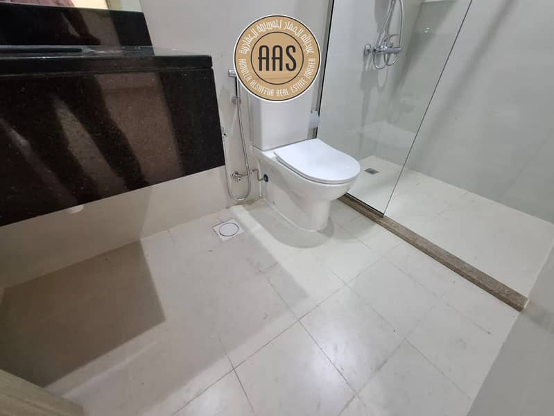 In prime location front of metro brand new lavish huge 3bhk with maid's room - Image 21