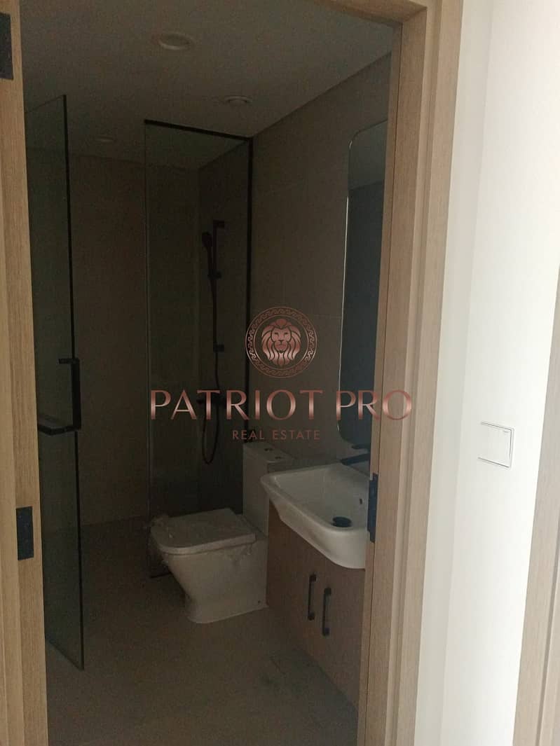 Brand new! Single row! Ready to move