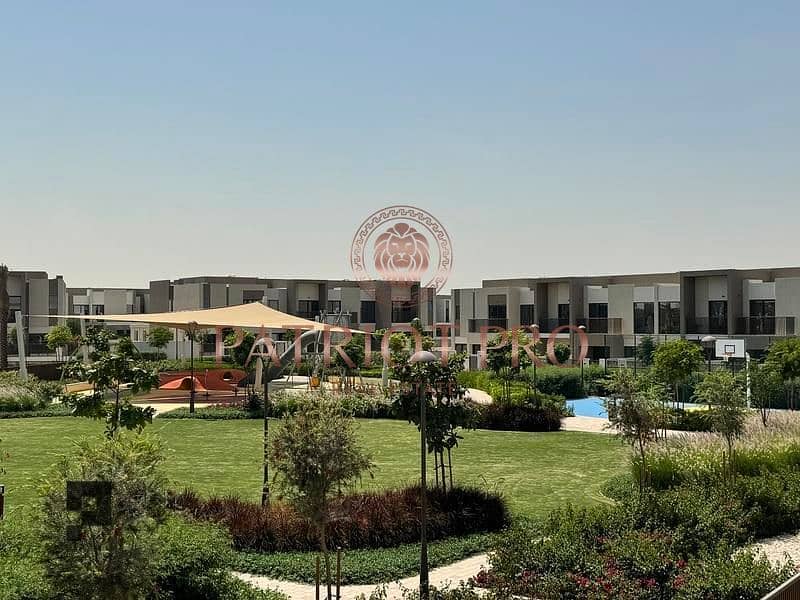 Brand new! Single row! Ready to move - Image 13