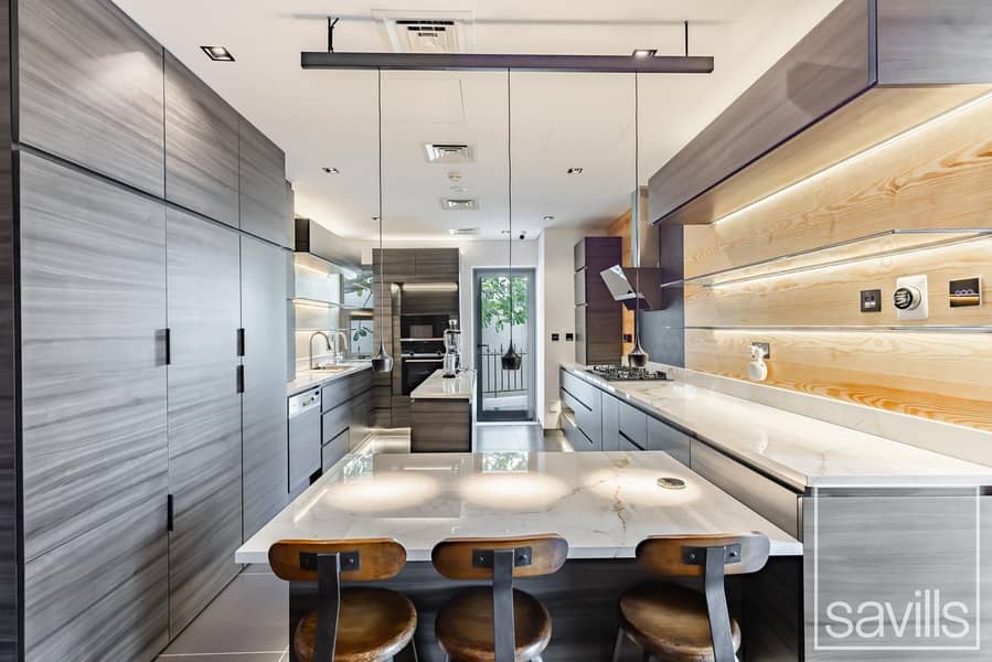 Furnished | Upgraded | Infinity Pool | Lake View - Image 6