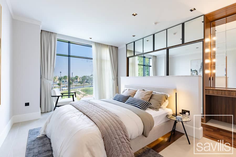 Furnished | Upgraded | Infinity Pool | Lake View - Image 7