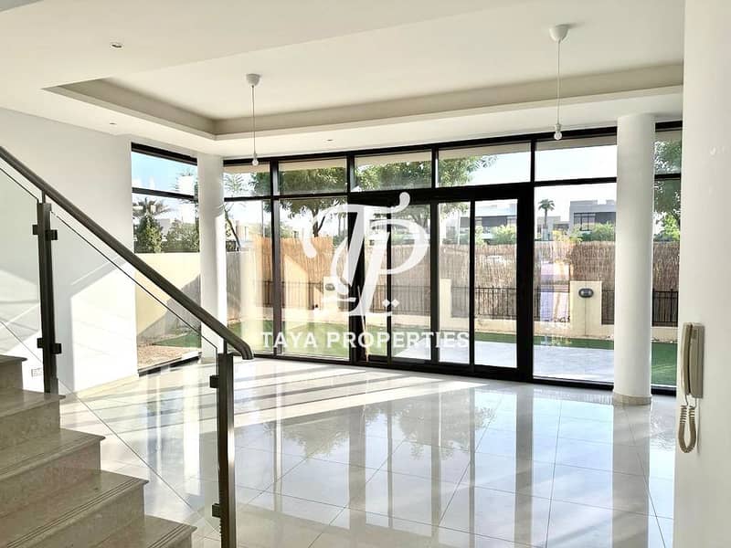 Stand Alone Villa | Single Row | Private Garden