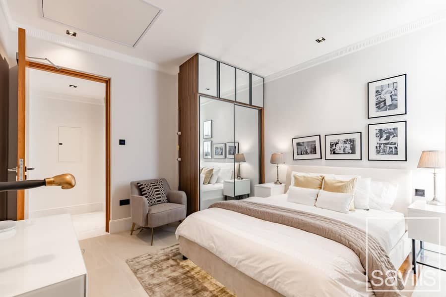 Furnished | Upgraded | Infinity Pool | Lake View - Image 9