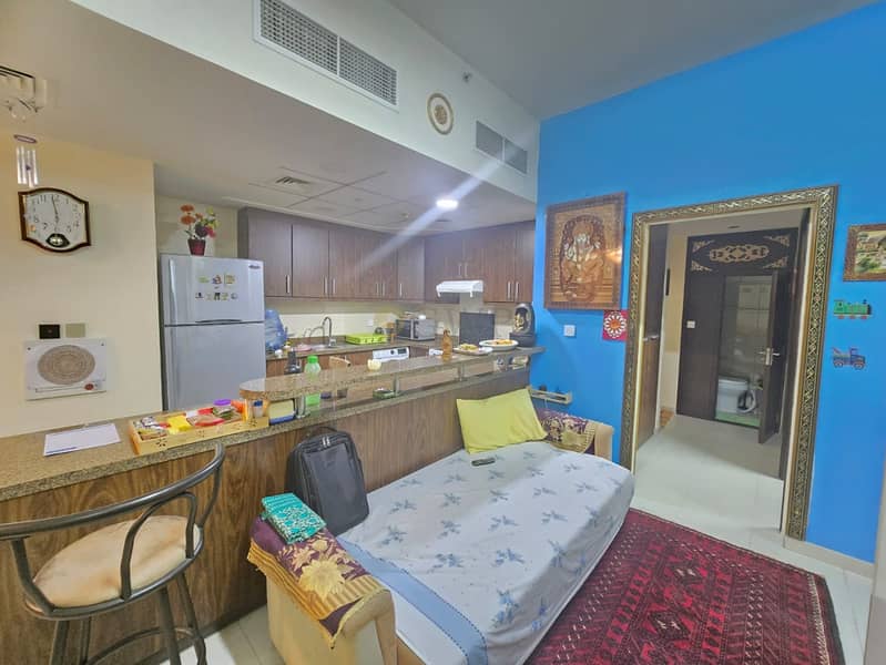 Converted to 2 bed. One and a half bath. Furnished - Image 12