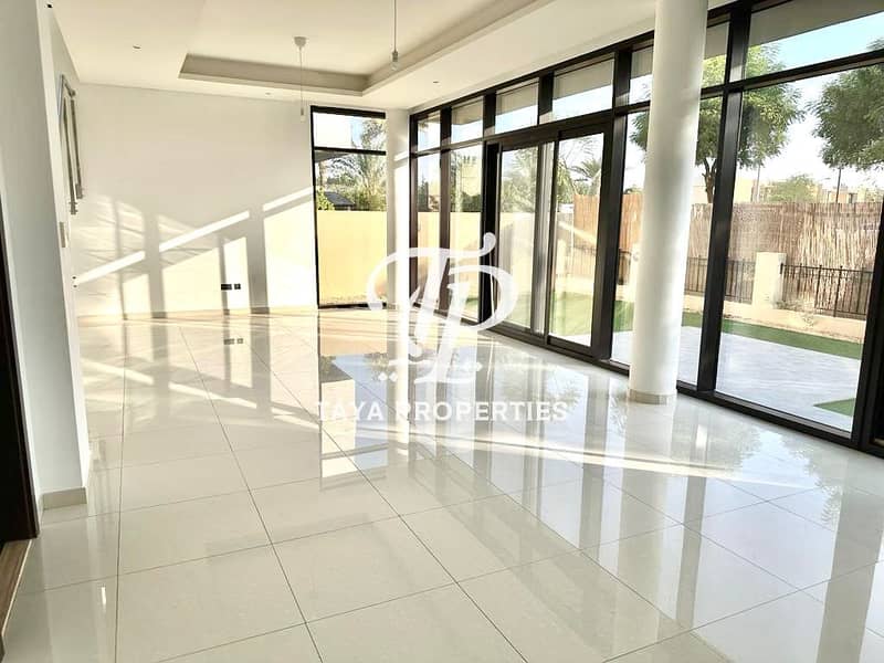 Stand Alone Villa | Single Row | Private Garden - Image 7