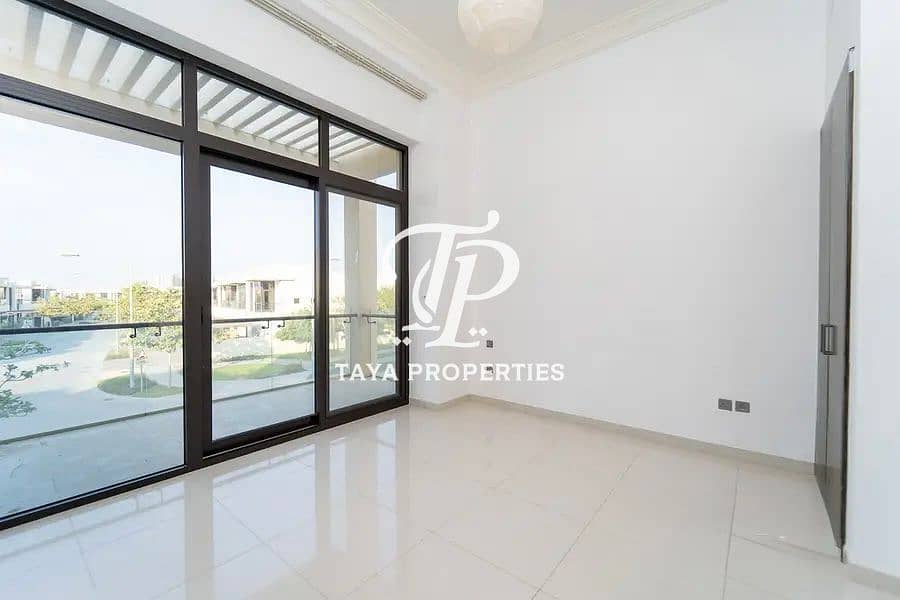 Stand Alone Villa | Single Row | Private Garden - Image 9