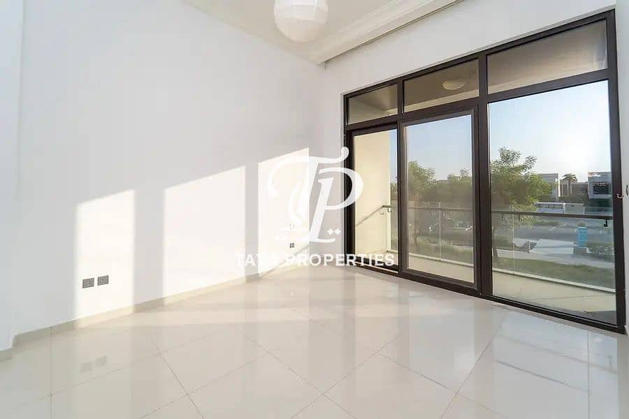 Stand Alone Villa | Single Row | Private Garden - Image 10