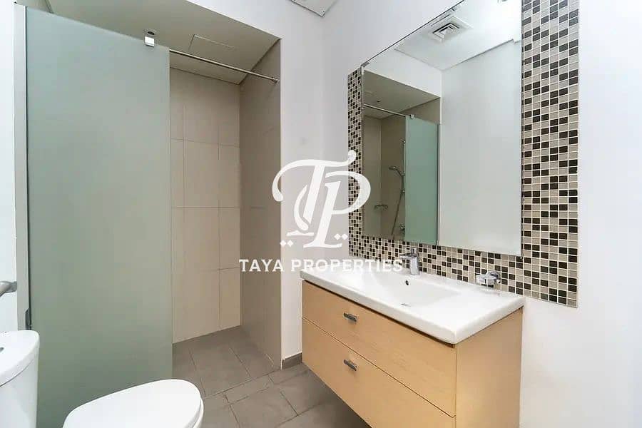 Stand Alone Villa | Single Row | Private Garden - Image 11