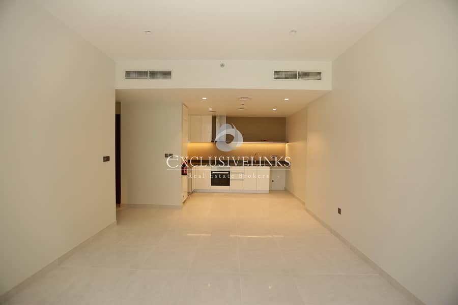 Marina View | Luxury Building | Vacant