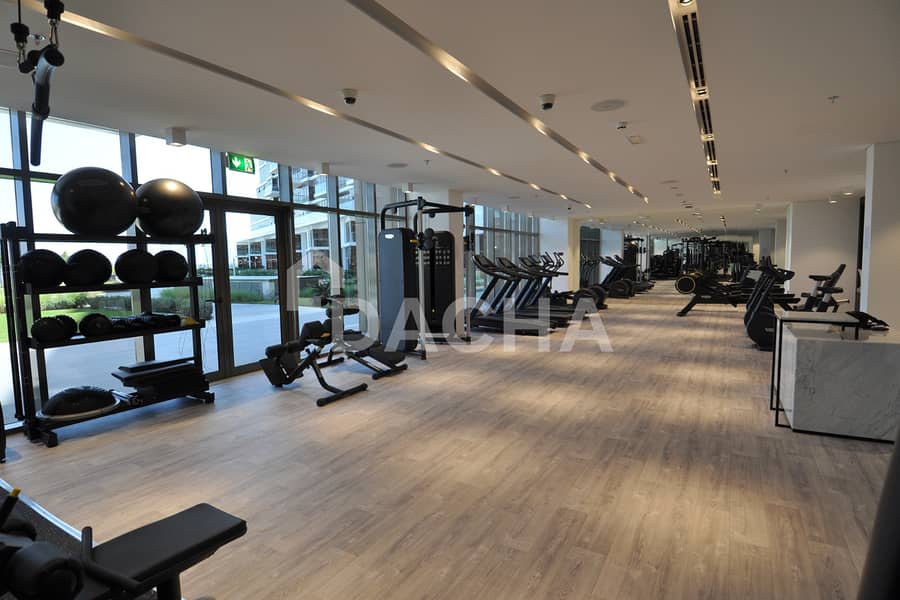 New To Market | Sea View | Vacant - Image 25