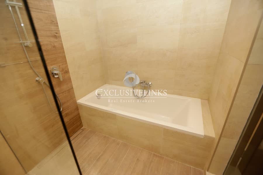 Marina View | Luxury Building | Vacant - Image 8