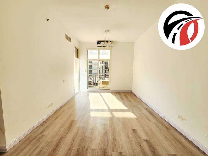 Spacious 2bhk apartment closed kitchen/ center of arjan