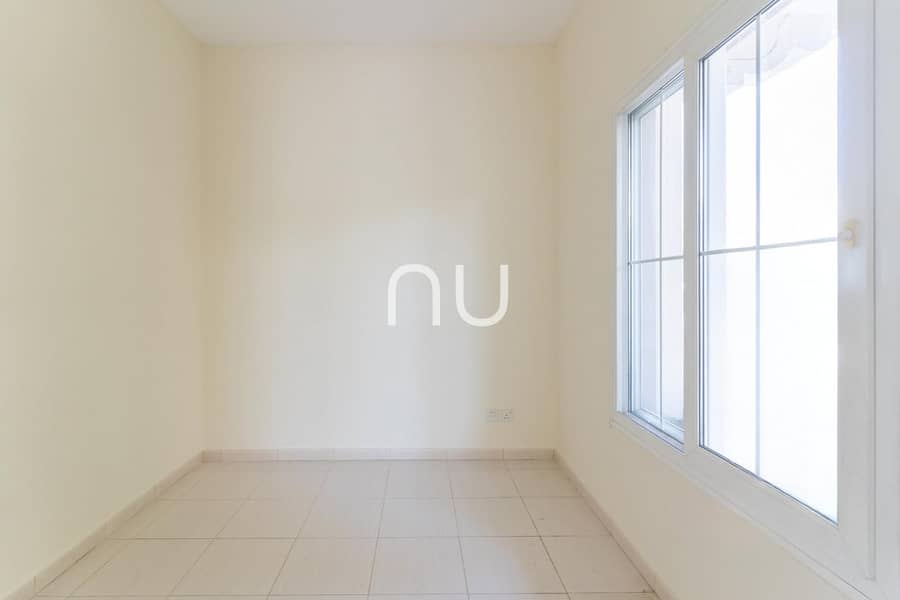 Type 3E | Lake View | Well-Maintained | Vacant - Image 9