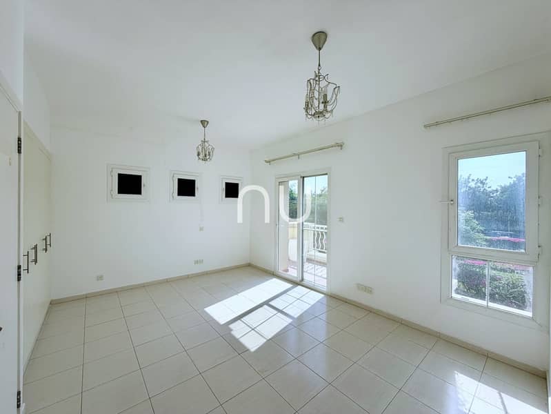 Type 3E | Lake View | Well-Maintained | Vacant - Image 13