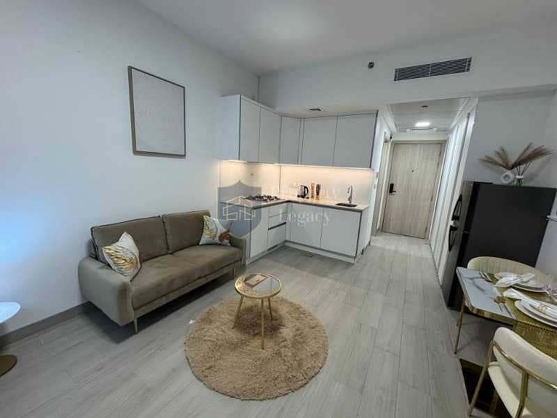Premium Studio | Fully Furnished | Couple Friendly